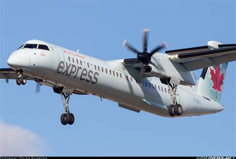 air canada q400.